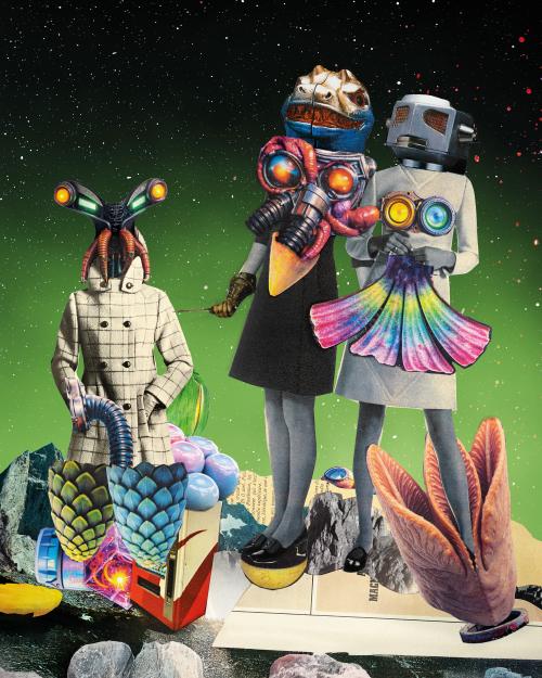 Die Collage zeigt drei Gestalten vor einem grünen Hintergrund mit weißen Sprenkeln. Sie haben menschliche Körper und Kleidung und haben Köpfe, die an Sci-Fi erinnern, zum Teil mit buntleuchtenden Lampen, Metallelementen und Rohren. Darunter sieht man verschiedene Elemente übereinandergelegt, unter anderem Dinge, die an Gestein, Tannenzapfen, Automaten und Zeitungsausschnitte erinnern. 
