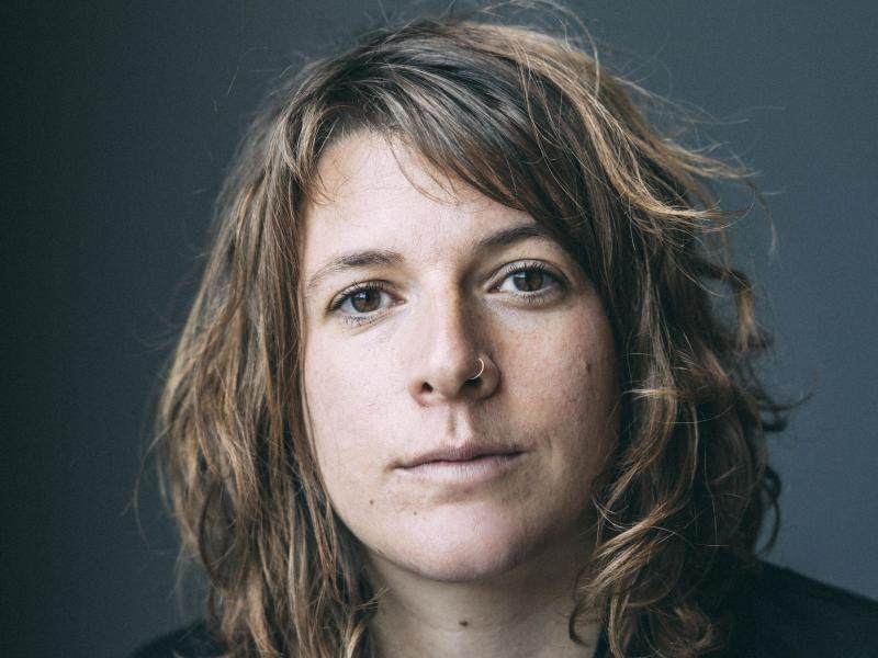 Das Bild zeigt Laura Cwiertnia